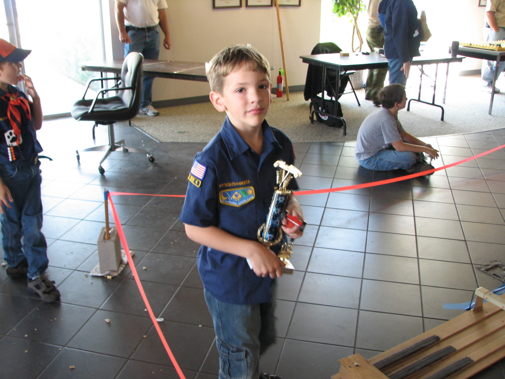 2008/04(April)/District_Pinewood_Derby/1024x768_IMG_1372.JPG