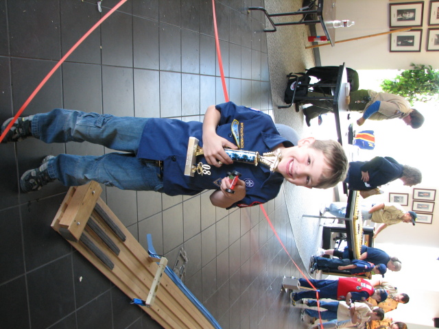 2008/04(April)/District_Pinewood_Derby/640x480_IMG_1373.JPG