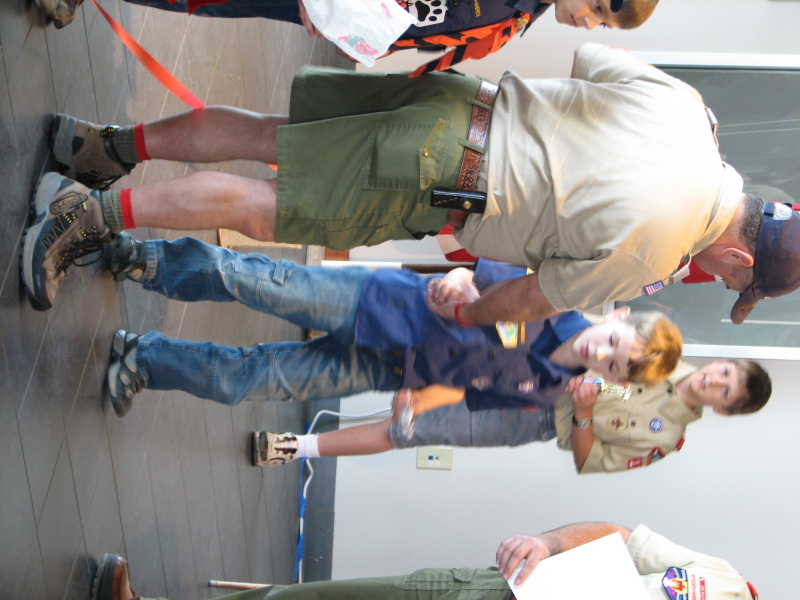 2008/04(April)/District_Pinewood_Derby/800x600_IMG_1369.JPG