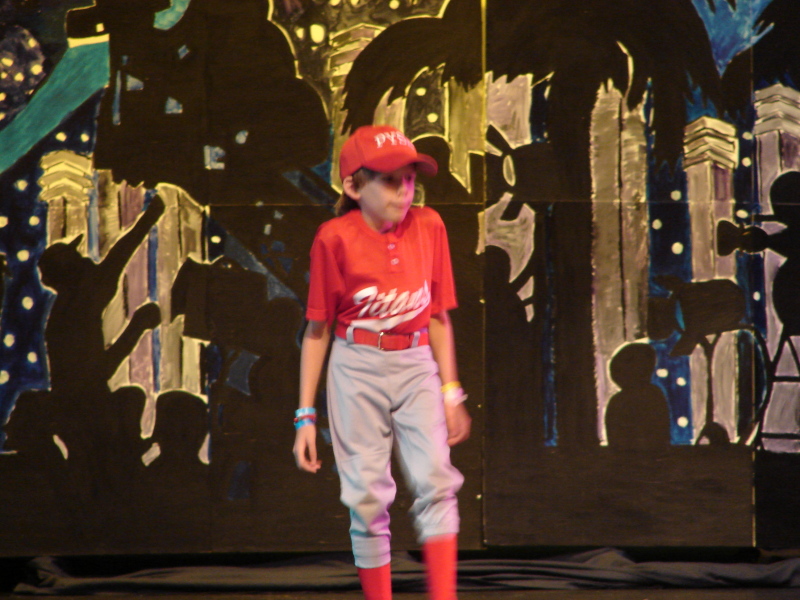 2008/06(June)/Dance_Recital/800x600_jack_baseball1.JPG