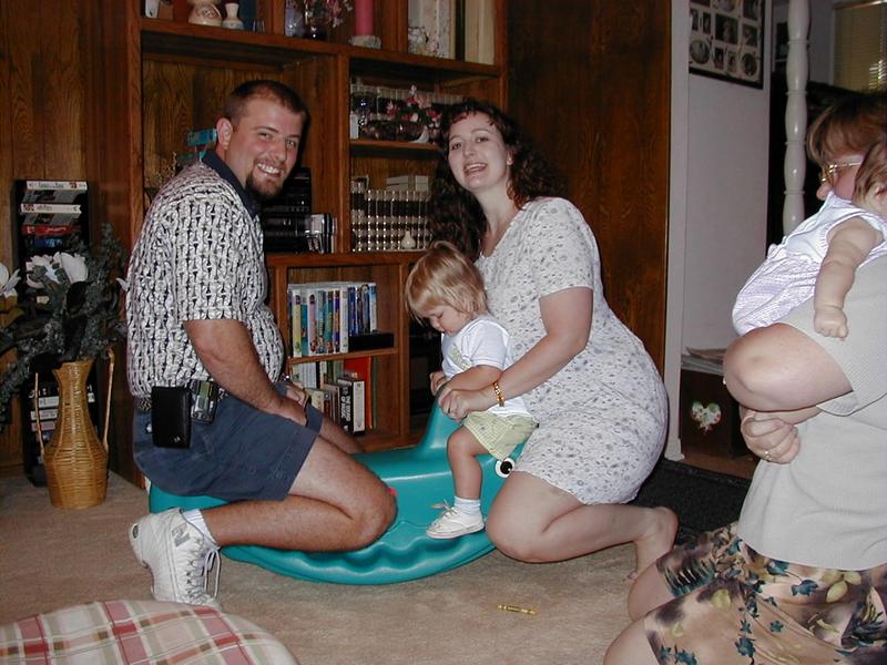 camera/1999/07(July)/07_17_Pam's_Shower/800x600_SeeSaw-2.JPG