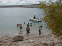 camera/1999/09(September)/09_06_Labor_Day/At-the-lake-1.JPG