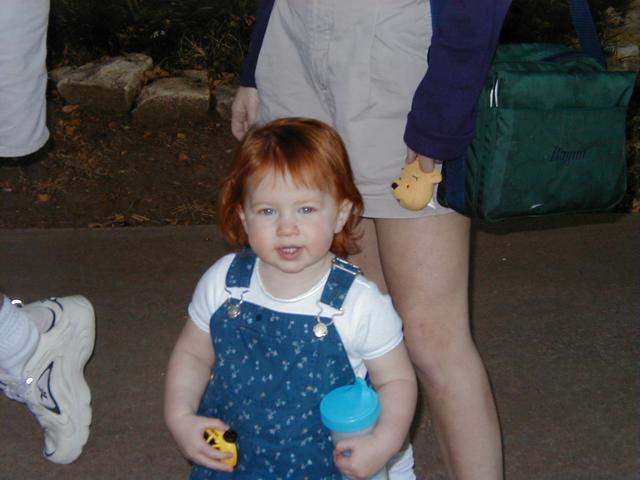 camera/1999/09(September)/09_30_Friends_night_at_Maddox_house/640x480_Brynn.JPG
