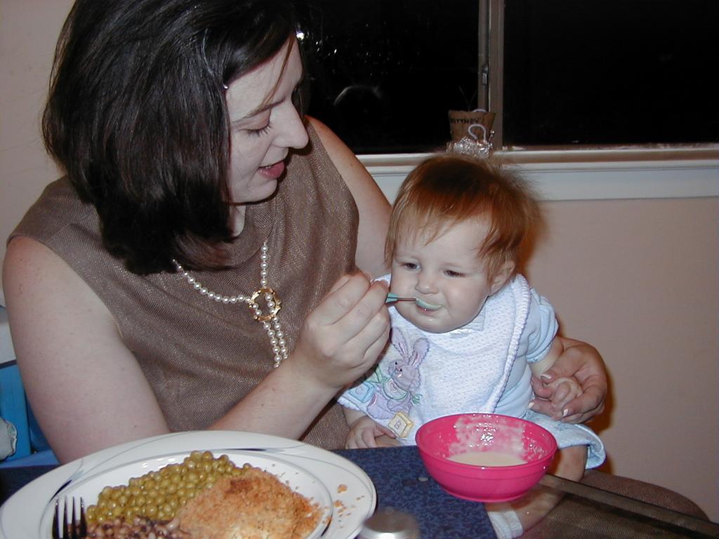 camera/1999/09(September)/Miscellaneous/1024x768_Mmm..._cereal-3.JPG