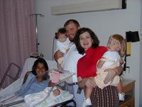 Maddox_family_with_Kavita_and_Kalyani.JPG