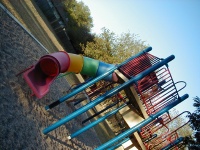 camera/1999/10(October)/10_23_At_the_park/Big_slide-1.JPG