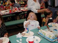 044-Eating_Cake-08.JPG