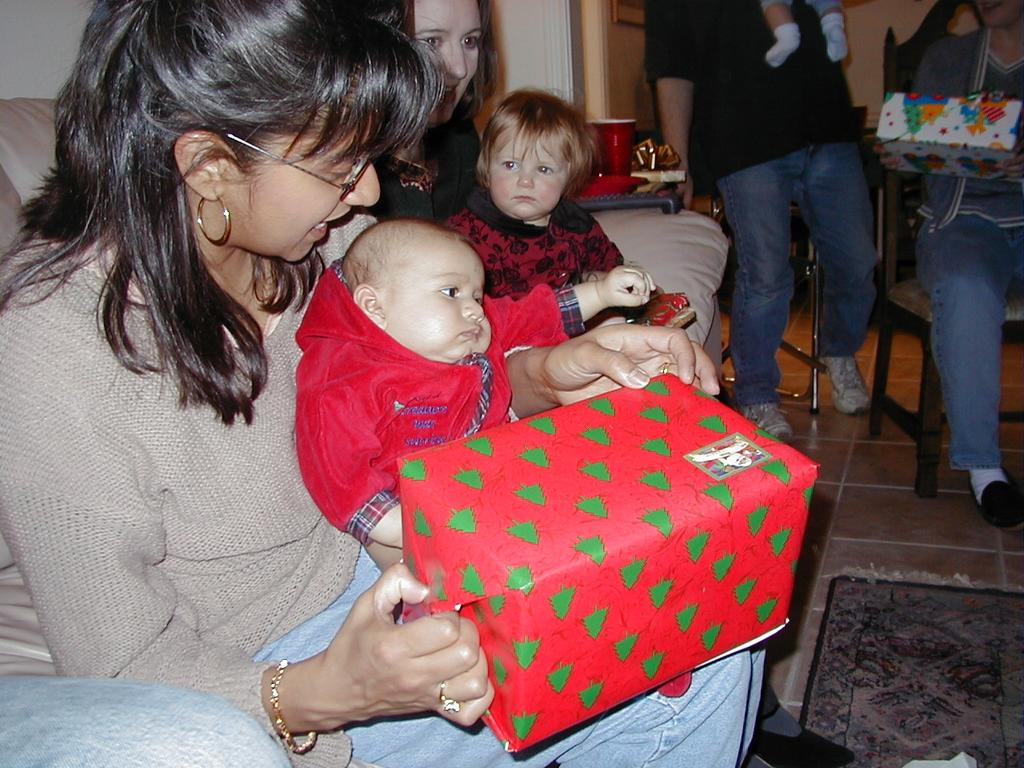 FriendsXmas-08.JPG