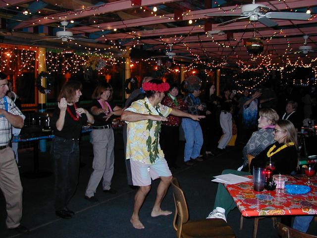 camera/1999/12(December)/12_21_Tivoli_Support_Christmas/PC210001.JPG
