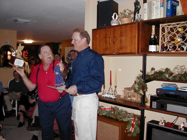 camera/1999/12(December)/12_24_Beyer_Christmas/640x480_BeyerXmas-20.JPG
