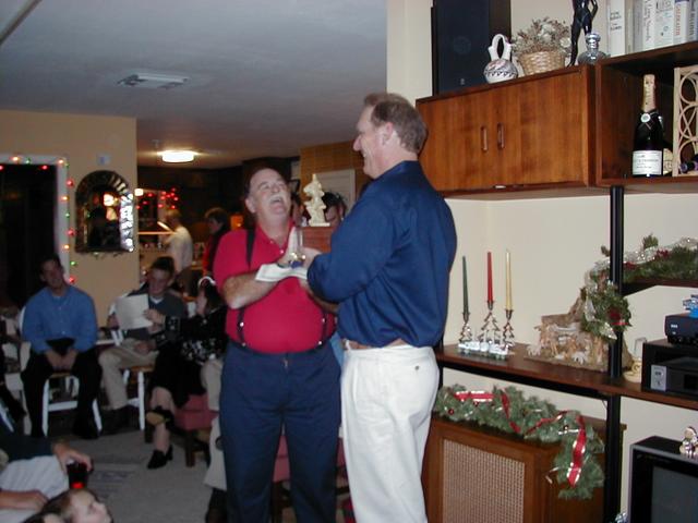 camera/1999/12(December)/12_24_Beyer_Christmas/640x480_BeyerXmas-21.JPG