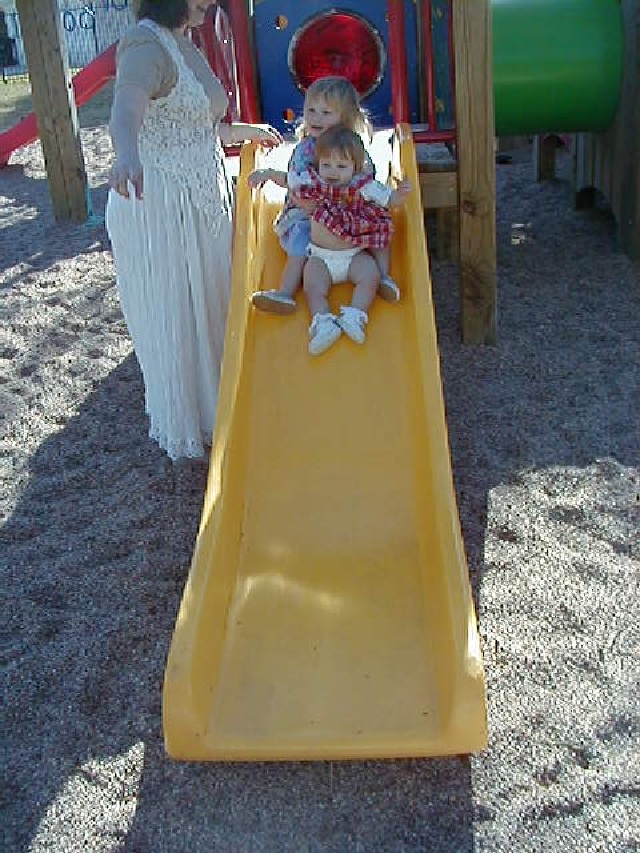 camera/2000/02(February)/02_27_Grampy_Birthday/640x480_P2270044.JPG