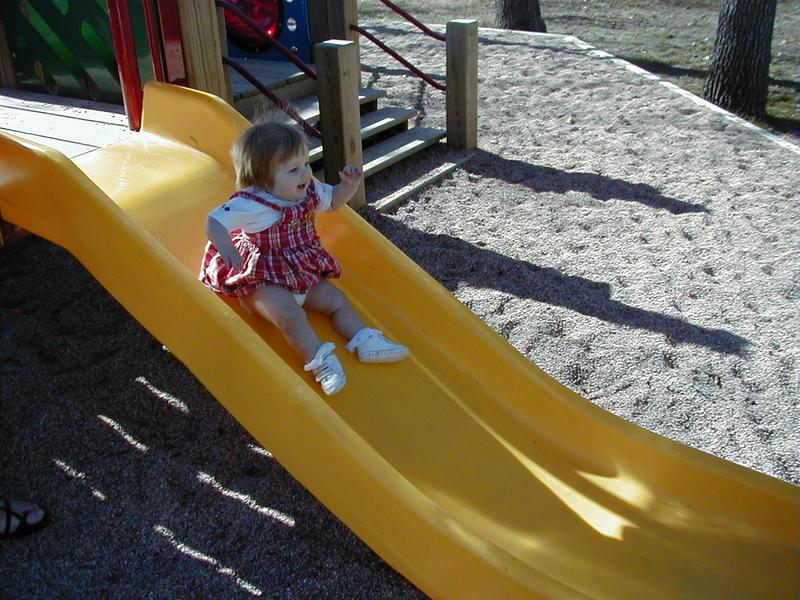 camera/2000/02(February)/02_27_Grampy_Birthday/800x600_P2270027.JPG