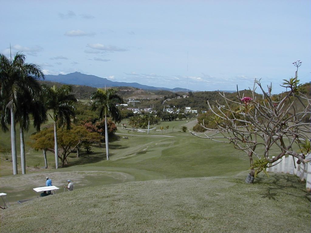 camera/2000/03(March)/PuertoRico/Golf/1024x768_P3020024.JPG