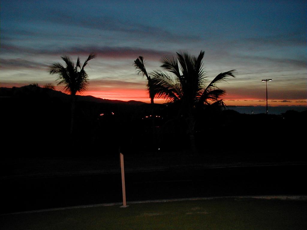 camera/2000/03(March)/PuertoRico/Sunset/1024x768_P3020042.JPG