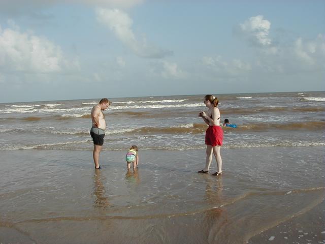 camera/2000/07(July)/07_02_Beach/640x480_Beach-01.JPG
