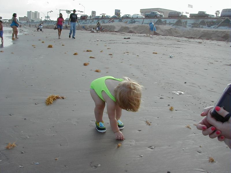 camera/2000/07(July)/07_02_Beach/800x600_Beach-10.JPG