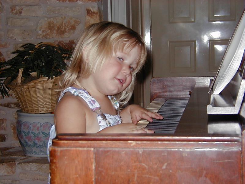 Pianist_Brittney-4.JPG