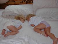 Sleeping_Girls.JPG