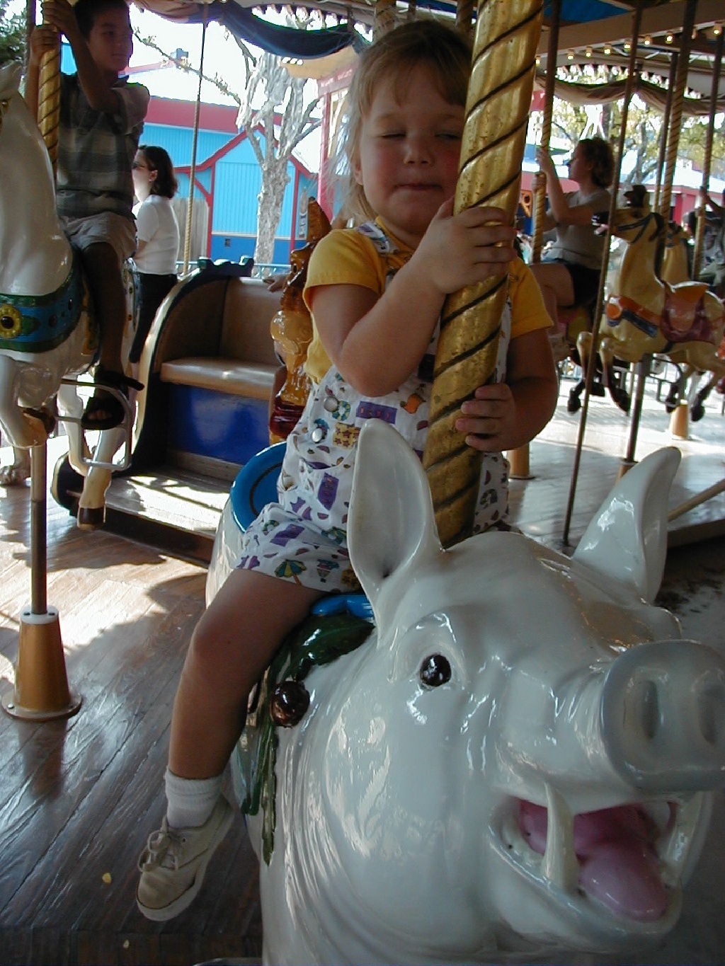 camera/2000/09(September)/09_23_Fiesta_Texas/1024x768_P9230003.JPG