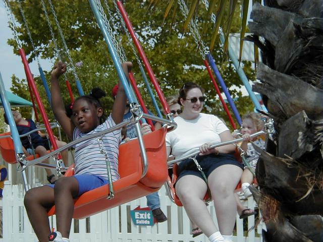 camera/2000/09(September)/09_23_Fiesta_Texas/640x480_P9230042.JPG