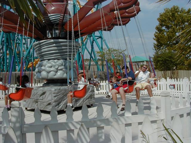 camera/2000/09(September)/09_23_Fiesta_Texas/640x480_P9230049.JPG