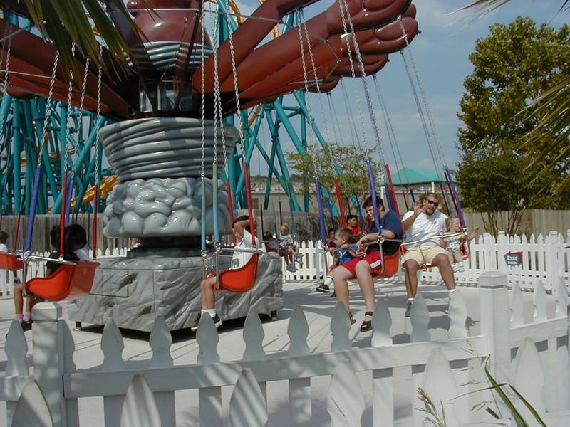 camera/2000/09(September)/09_23_Fiesta_Texas/800x600_P9230049.JPG