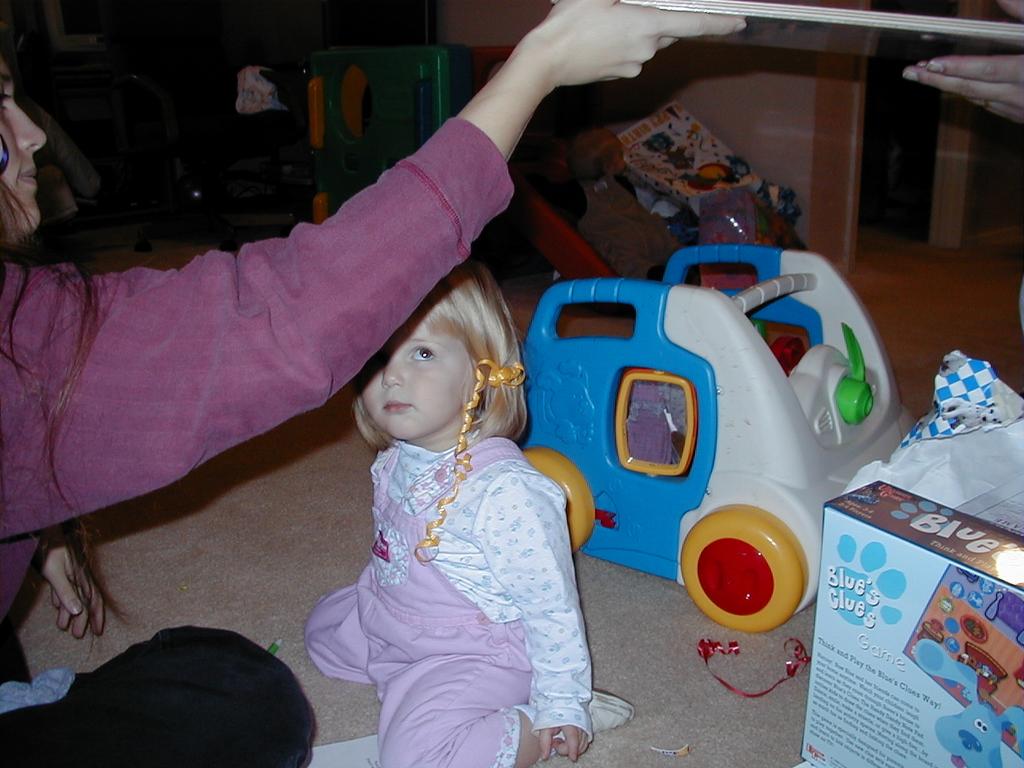 camera/2000/11(November)/11_18_Brittney_3rd_Bday/1024x768_PB180040.JPG