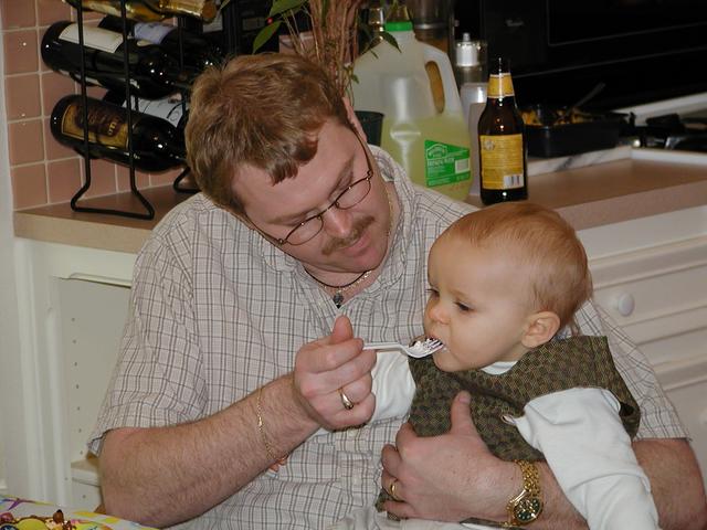 camera/2000/12(December)/12_16_Zen's_1st_Birthday_Party/640x480_PC160071.JPG