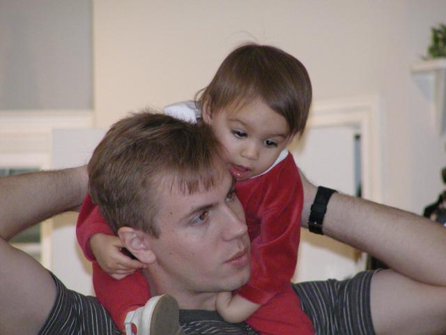 camera/2000/12(December)/12_16_Zen's_1st_Birthday_Party/640x480_PC160092.JPG