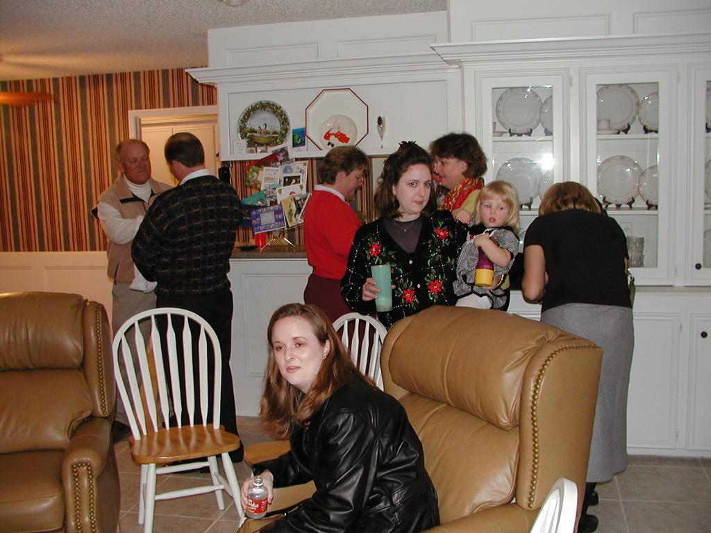 camera/2000/12(December)/12_24_Beyer_Christmas_Eve/1024x768_PC240011.JPG