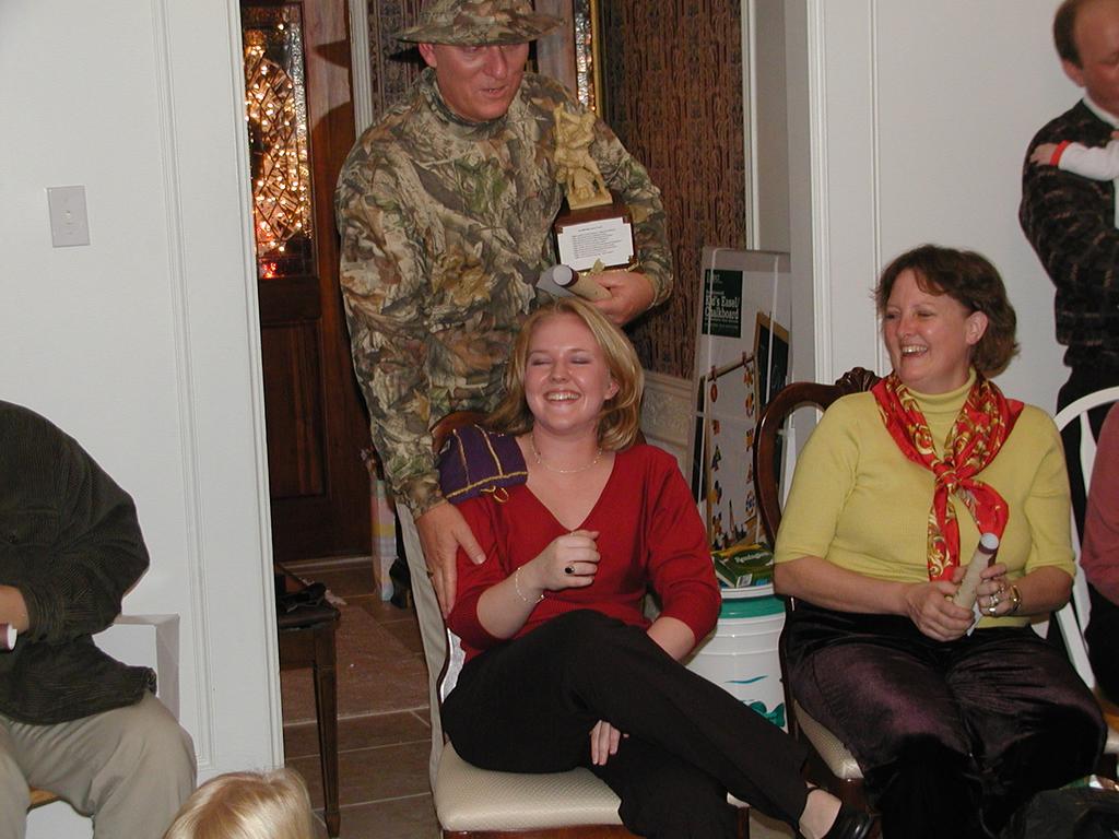 camera/2000/12(December)/12_24_Beyer_Christmas_Eve/1024x768_PC240075.JPG