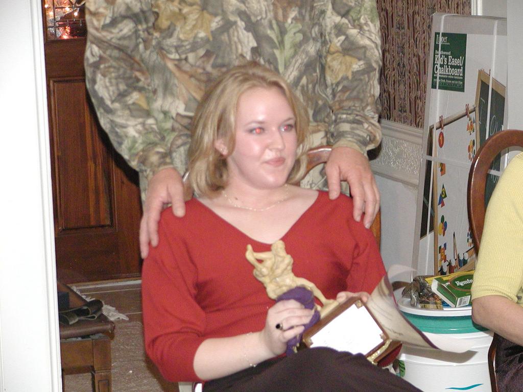 camera/2000/12(December)/12_24_Beyer_Christmas_Eve/1024x768_PC240079.JPG