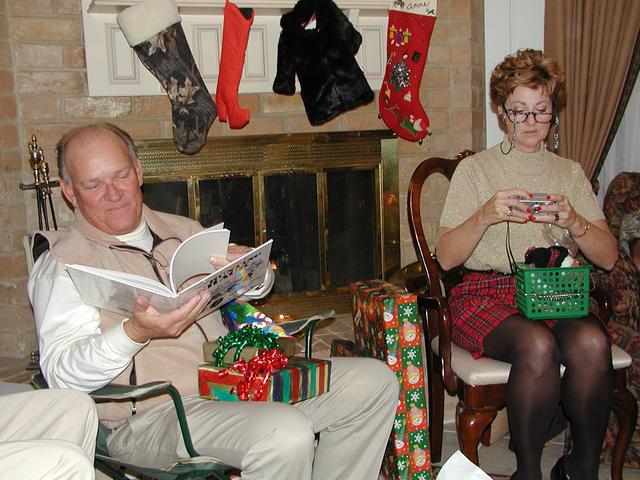 camera/2000/12(December)/12_24_Beyer_Christmas_Eve/640x480_PC240043.JPG