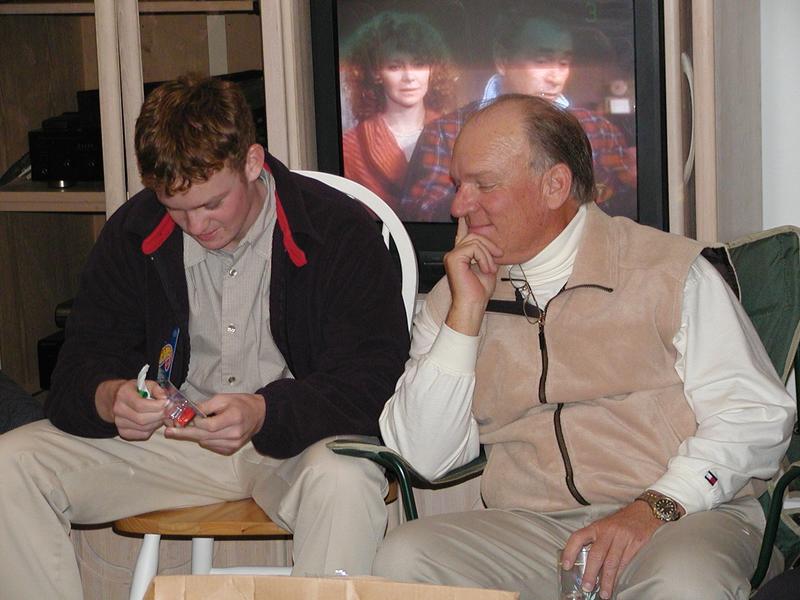 camera/2000/12(December)/12_24_Beyer_Christmas_Eve/800x600_PC240061.JPG