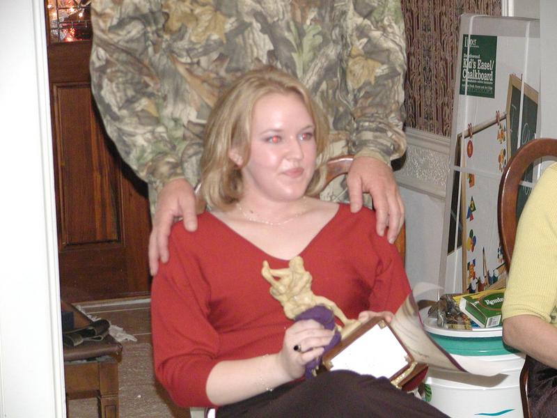 camera/2000/12(December)/12_24_Beyer_Christmas_Eve/800x600_PC240079.JPG