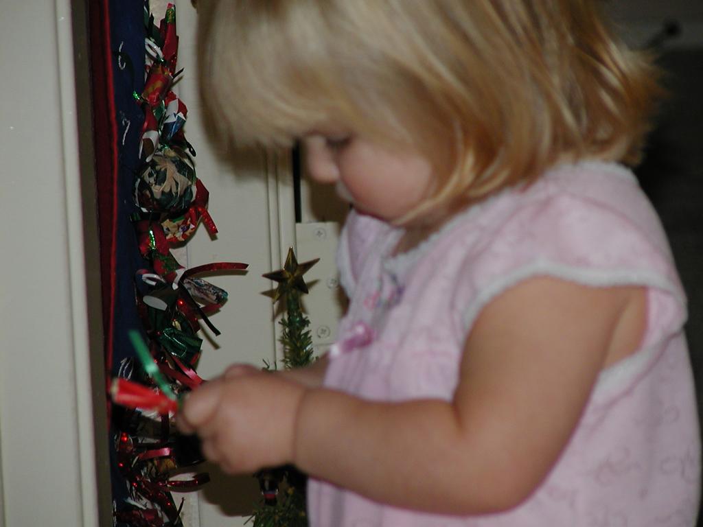 camera/2000/12(December)/Miscellaneous/1024x768_Advent_Calendars-23.JPG
