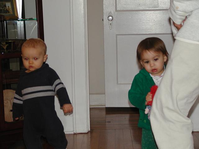 camera/2001/01(January)/01_19_Babysitting/640x480_P1190010.JPG