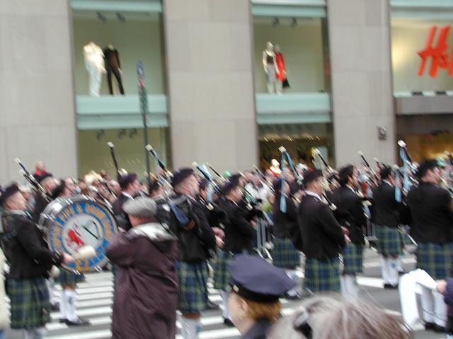 camera/2001/03(March)/03_17-03_18_New_York/640x480_P3170028.JPG