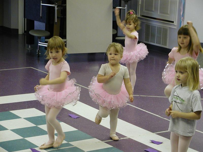 camera/2001/05(May)/05_15_Brittney's_Dance_Recital/800x600_P5150034.JPG