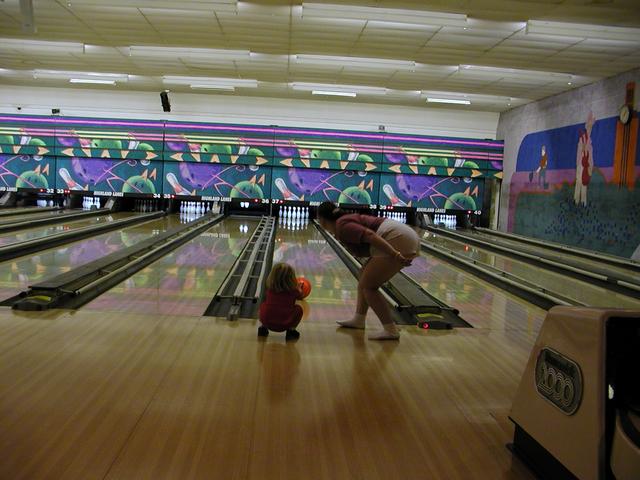 camera/2001/07(July)/07_01_Bowling/640x480_P7010002.JPG