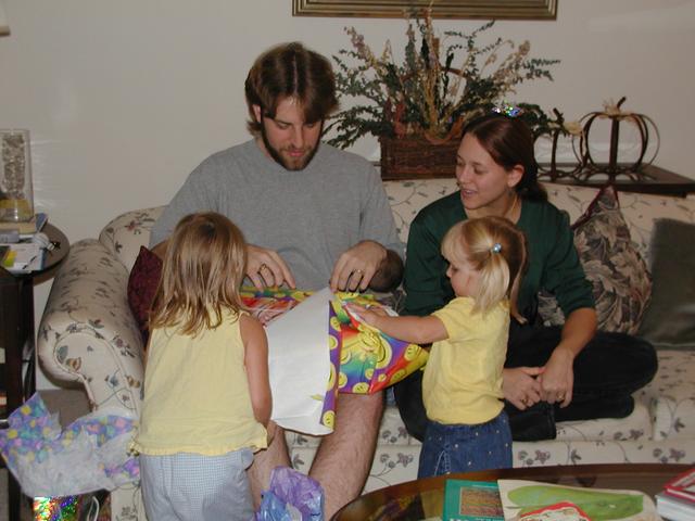 camera/2001/09(September)/09_23_Uncle_Ken's_Birthday/640x480_P9230018.JPG