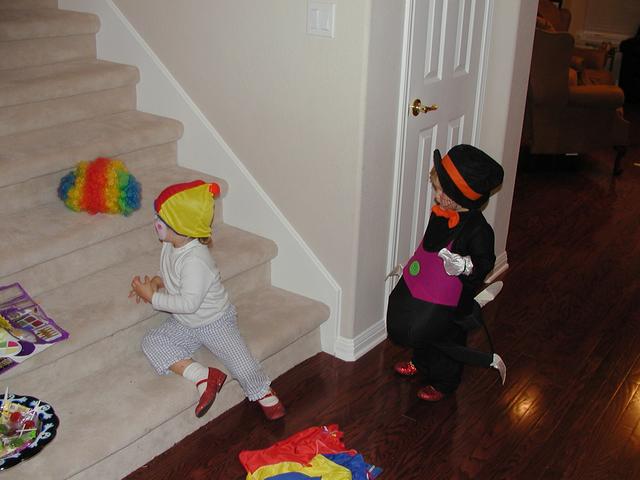 camera/2001/10(October)/10_31_Halloween_costumes/640x480_PA310045.JPG