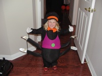 camera/2001/10(October)/10_31_Halloween_costumes/PA310042.JPG