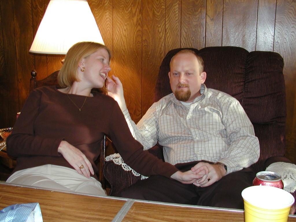 camera/2001/11(November)/11_22_Thanksgiving_and_Brittney's_Birthday/1024x768_PB220031.JPG