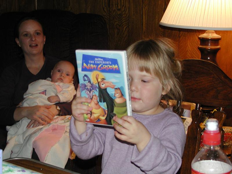 camera/2001/11(November)/11_22_Thanksgiving_and_Brittney's_Birthday/800x600_PB220021.JPG