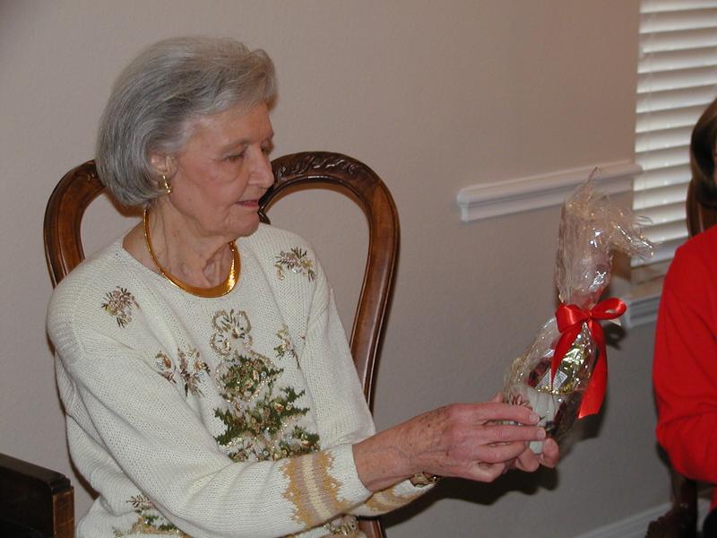 camera/2001/12(December)/12_25_Christmas_Day/800x600_PC250062.JPG