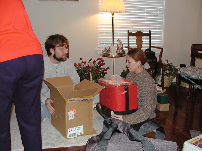 camera/2001/12(December)/12_25_Christmas_Day/800x600_PC250071.JPG