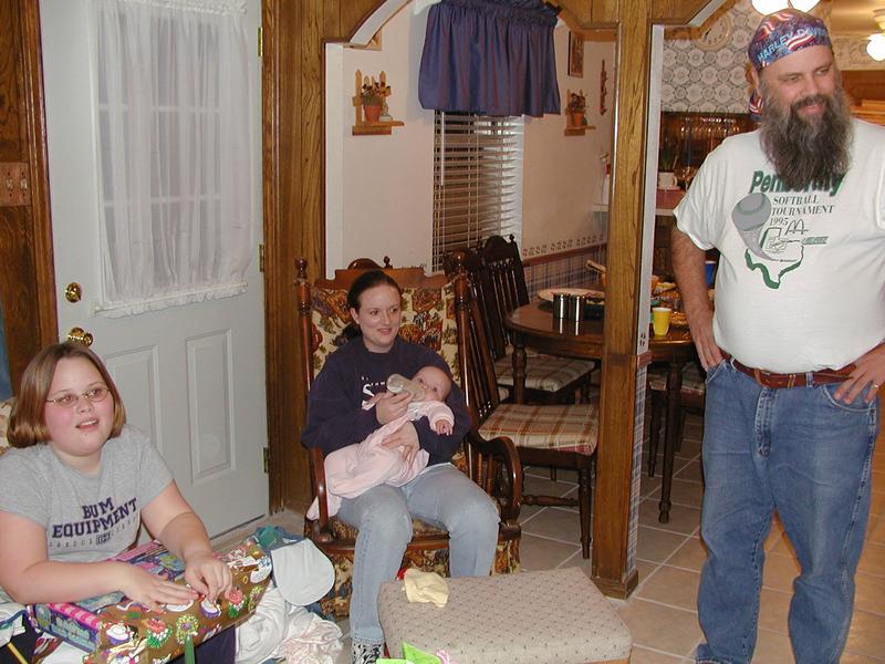 camera/2001/12(December)/12_30_Christmas_with_Morgans/800x600_PC300019.JPG
