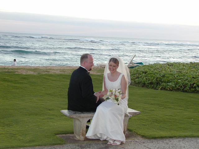 camera/2002/01(January)/01_23_Larry_and_Anne_Marie's_Wedding/640x480_p1230085.jpg